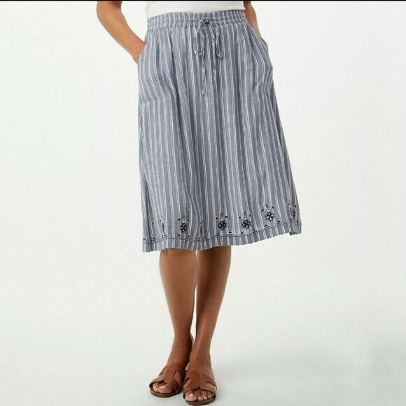 WESPORT Flowy A-Line Skirt Blue Striped White Embroidered Size Medium - Picture 1 of 10